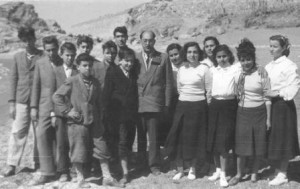 Pino Del Pizzo 1953 - terza media - con il prof Milito e i compagni di classe