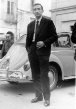 Pino nel 1965 in Piazza Commercio
