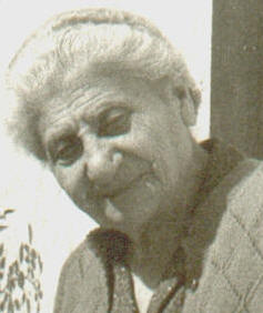 Amalia Pelusi, nonna materna