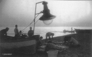 Pescatori amanteani con lampara