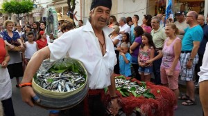 MARE d'aMARE: corteo e scenette pescatori