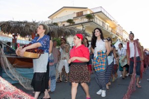 MARE d'aMARE: corteo e scenette pescatori